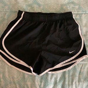 Nike women’s running shorts